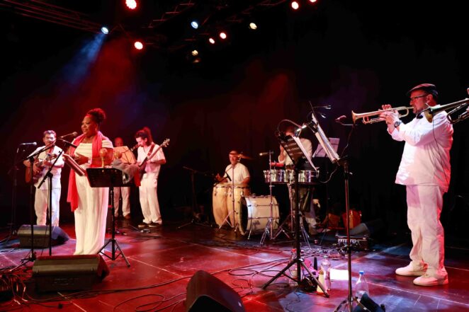 Al Ritmo del Son (c) Edgar Cürtz